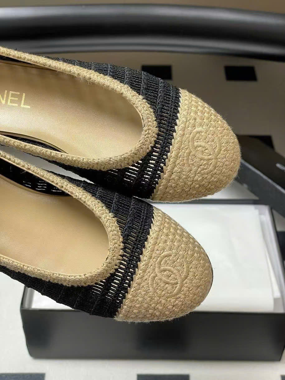 (1:1 replica) Chanel C-Logo Summer Shoes 2025