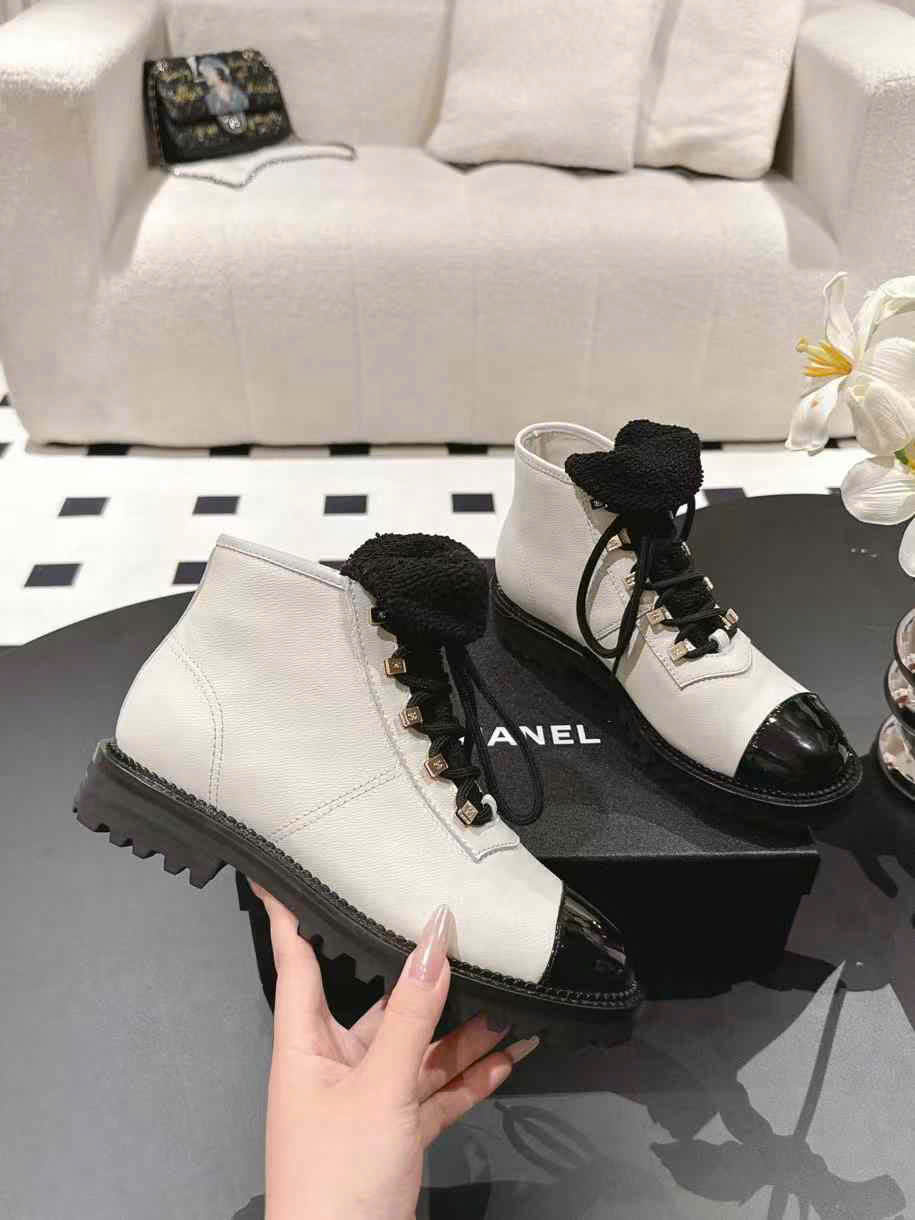 (1:1 replica) Chanel TPU Oxfords Shoes