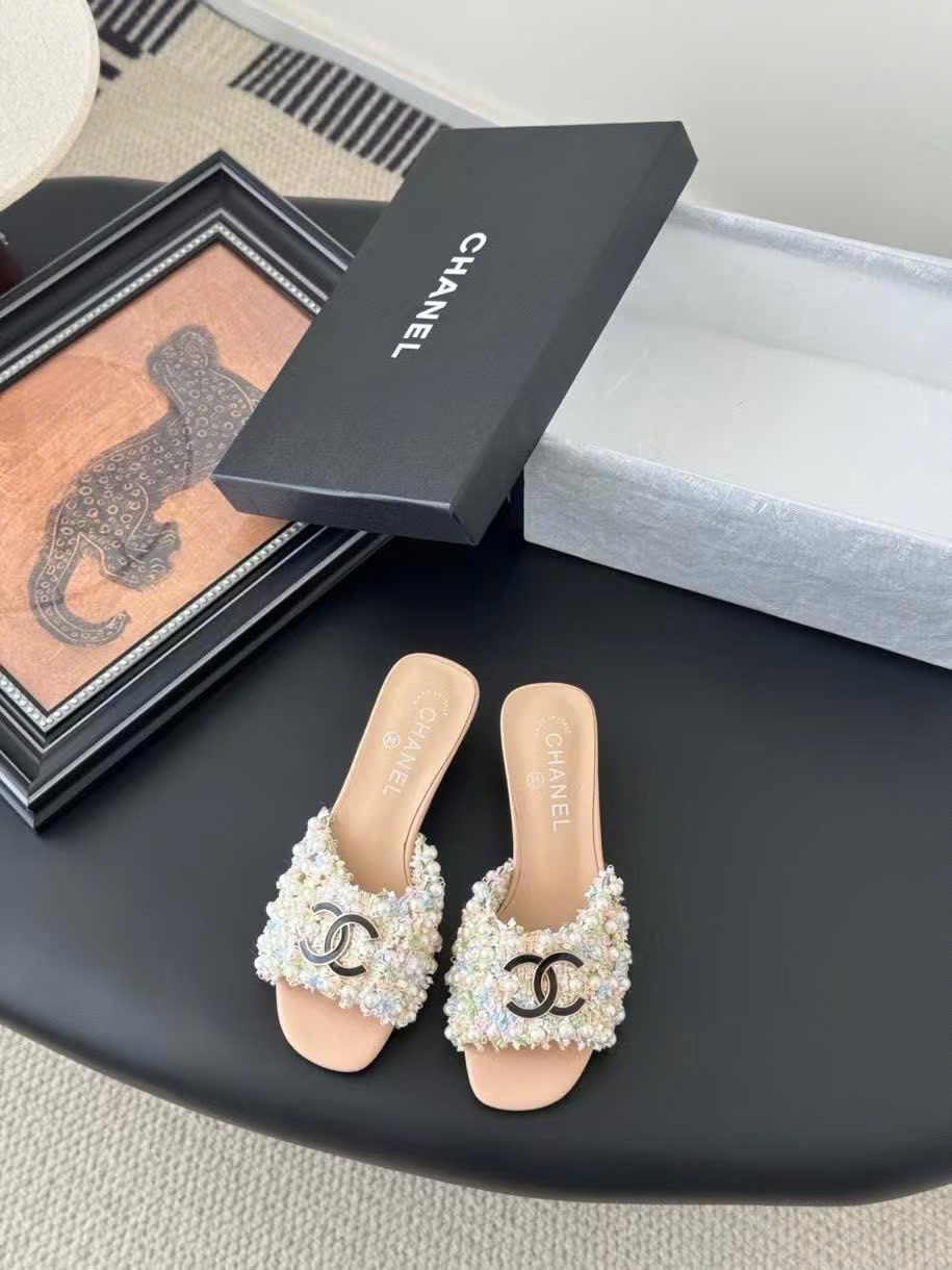 (1:1 replica) Chanel CLogo Women s Sandals New Arrivals