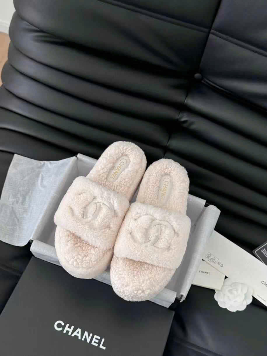 (1:1 replica) Chanel Rubber Sole Fur Slippers