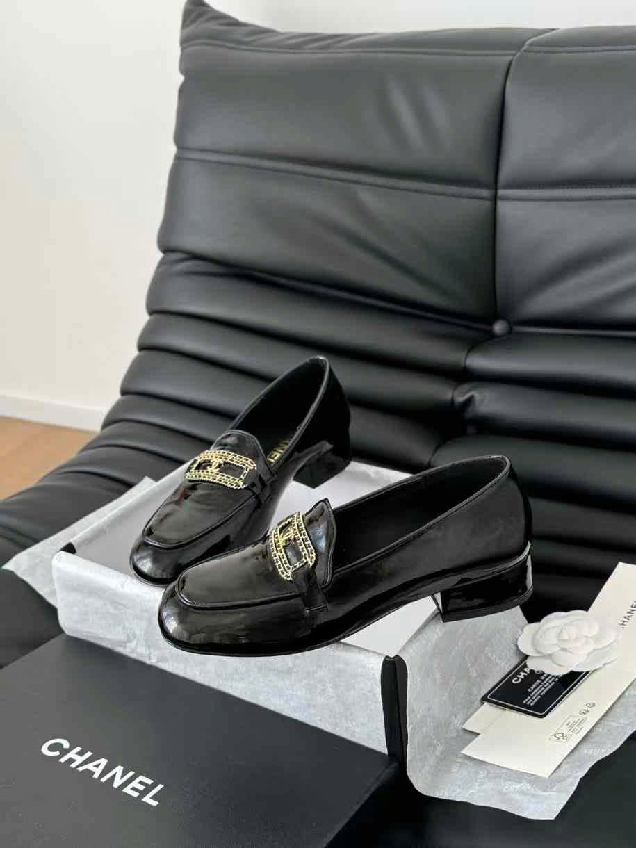 (1:1 replica) Chanel Leather Loafer Shoes