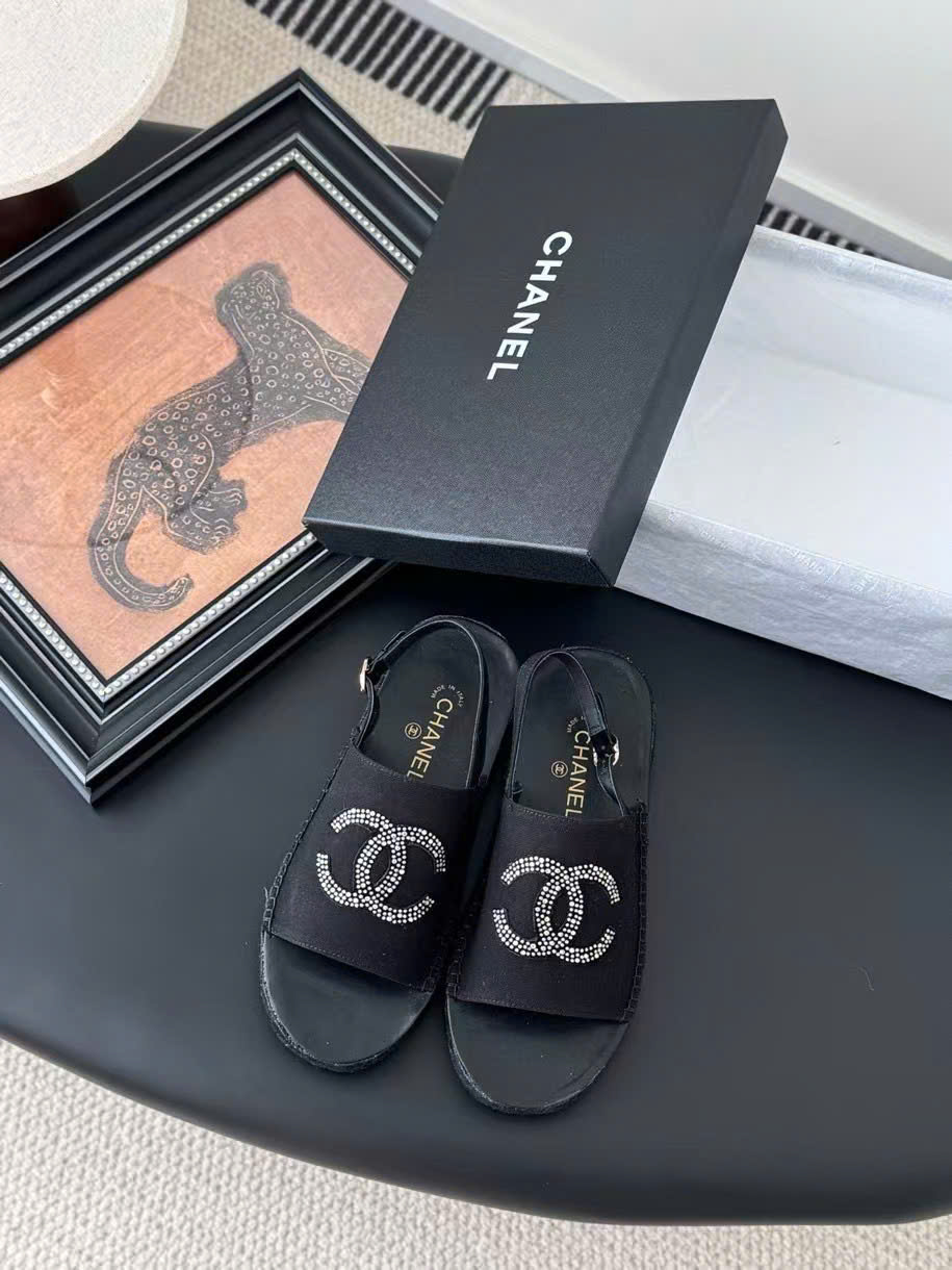 (1:1 replica) Chanel C Logo Women s Sandals