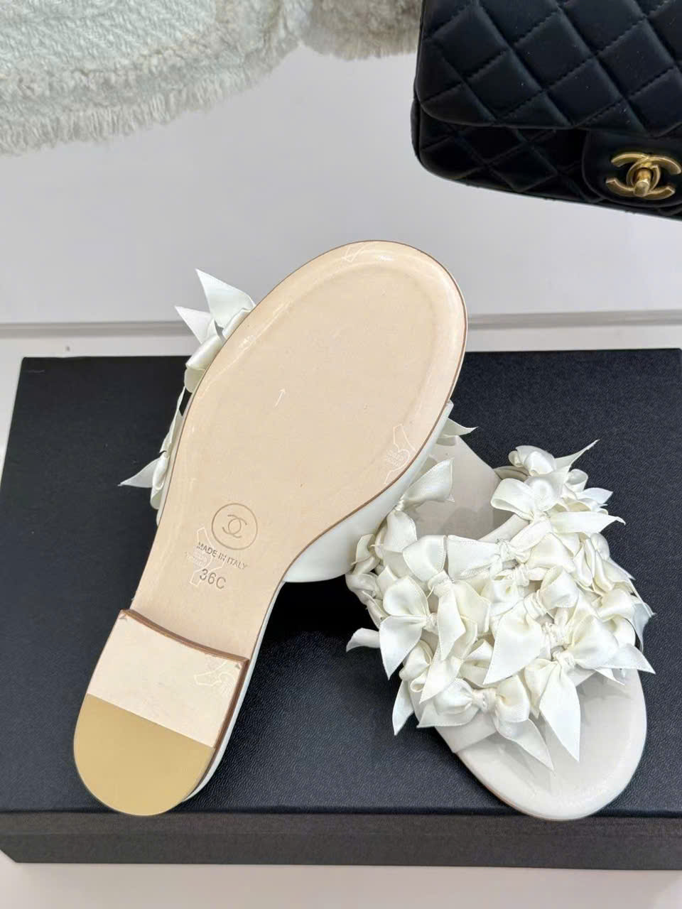 (1:1 replica) Chanel Women s Slides New Collections