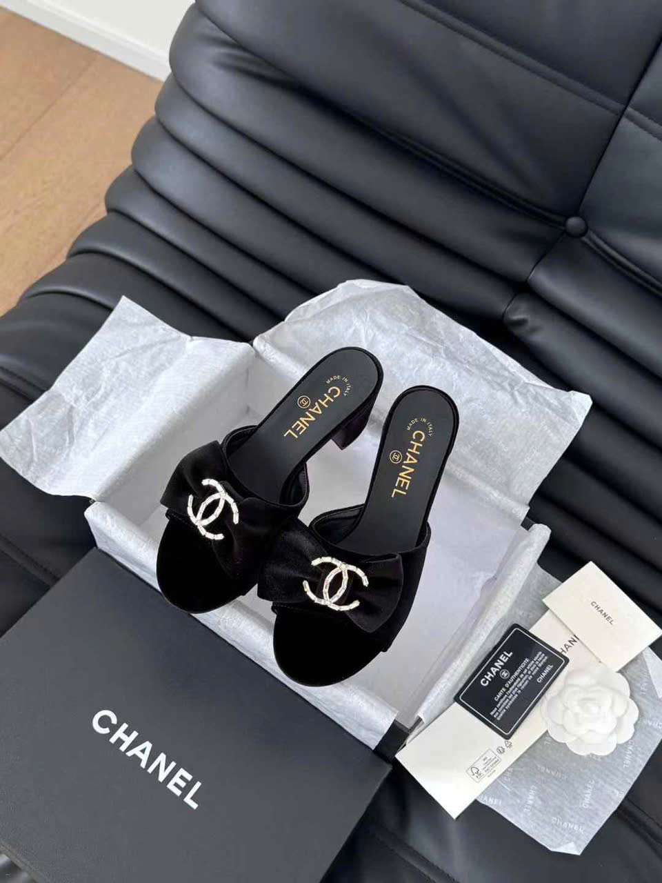 (1:1 replica) Chanel Velvet Vintage Sandals