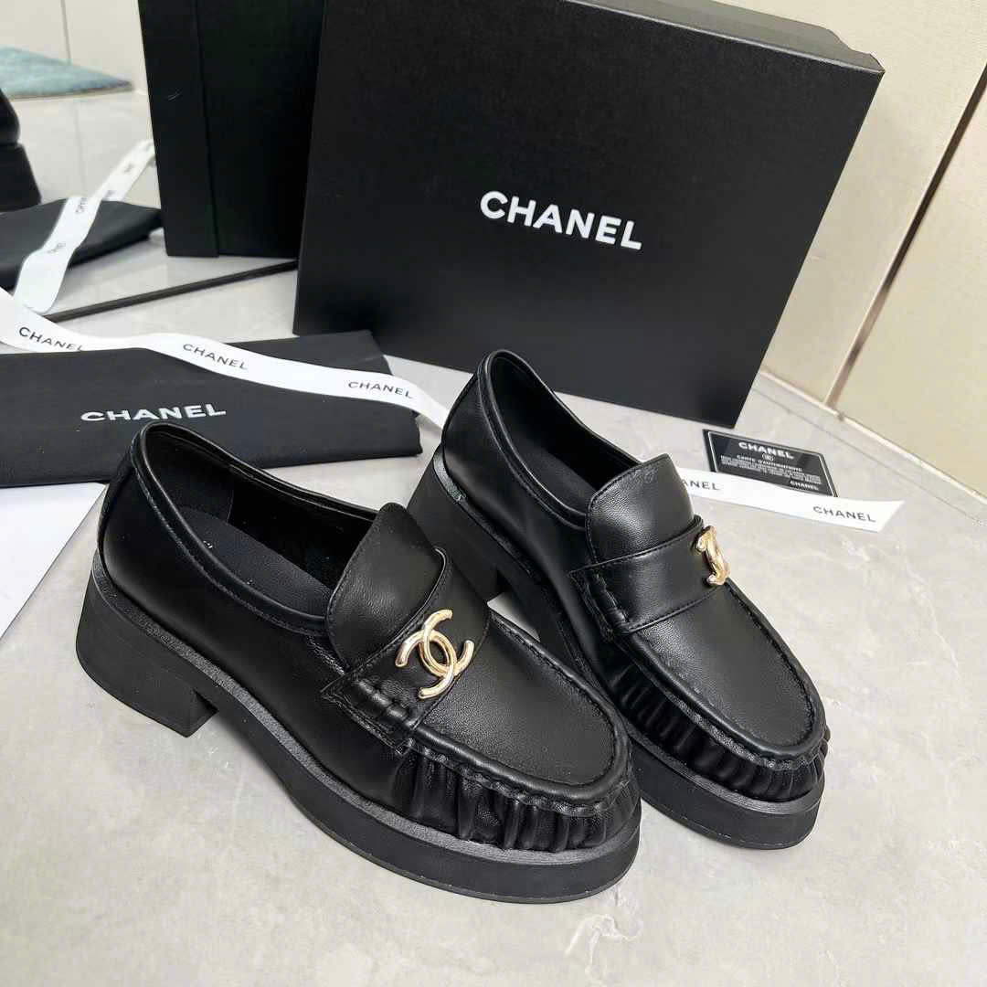 (1:1 replica) Chanel Leather Loafer Shoes
