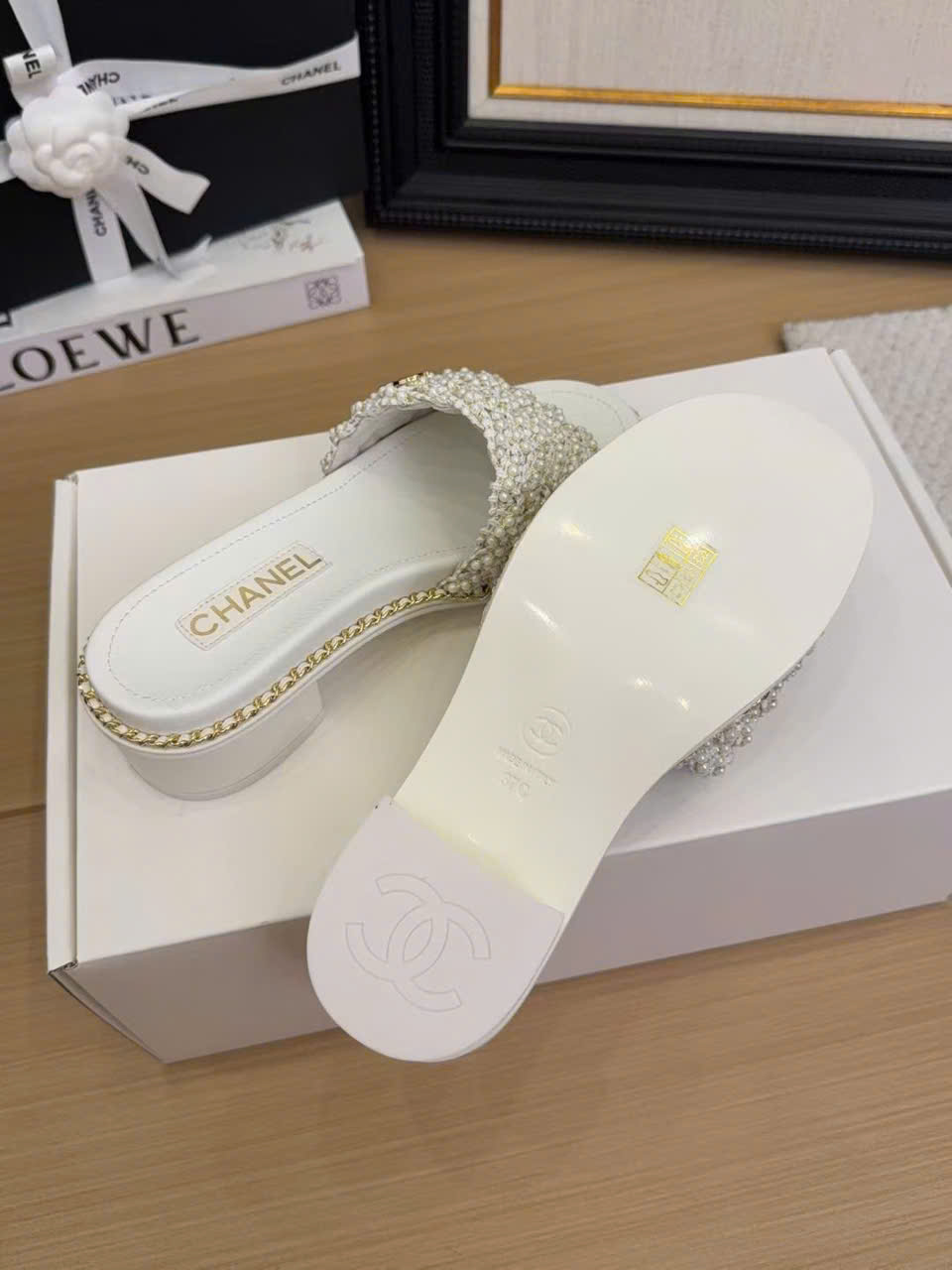 (1:1 replica) Chanel C Logo Women s Sandal New Arrivals