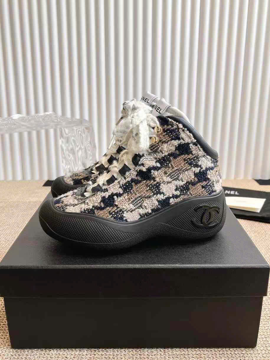 (1:1 replica) Chanel Sneakers C Logo Women s Shoes