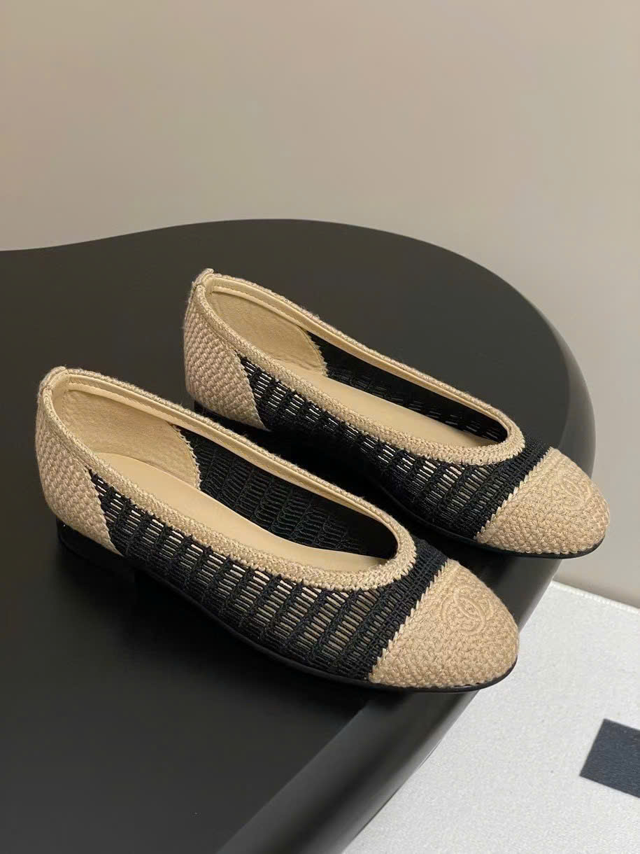 (1:1 replica) Chanel C-Logo Summer Shoes 2025