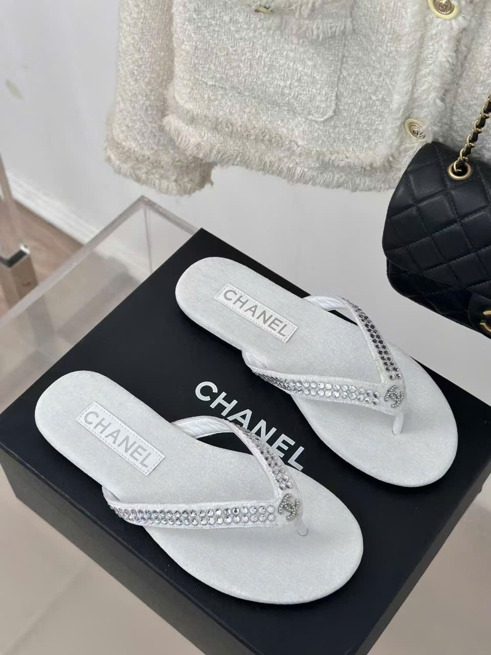 (1:1 replica) Chanel Women s Flip Flops Thongs