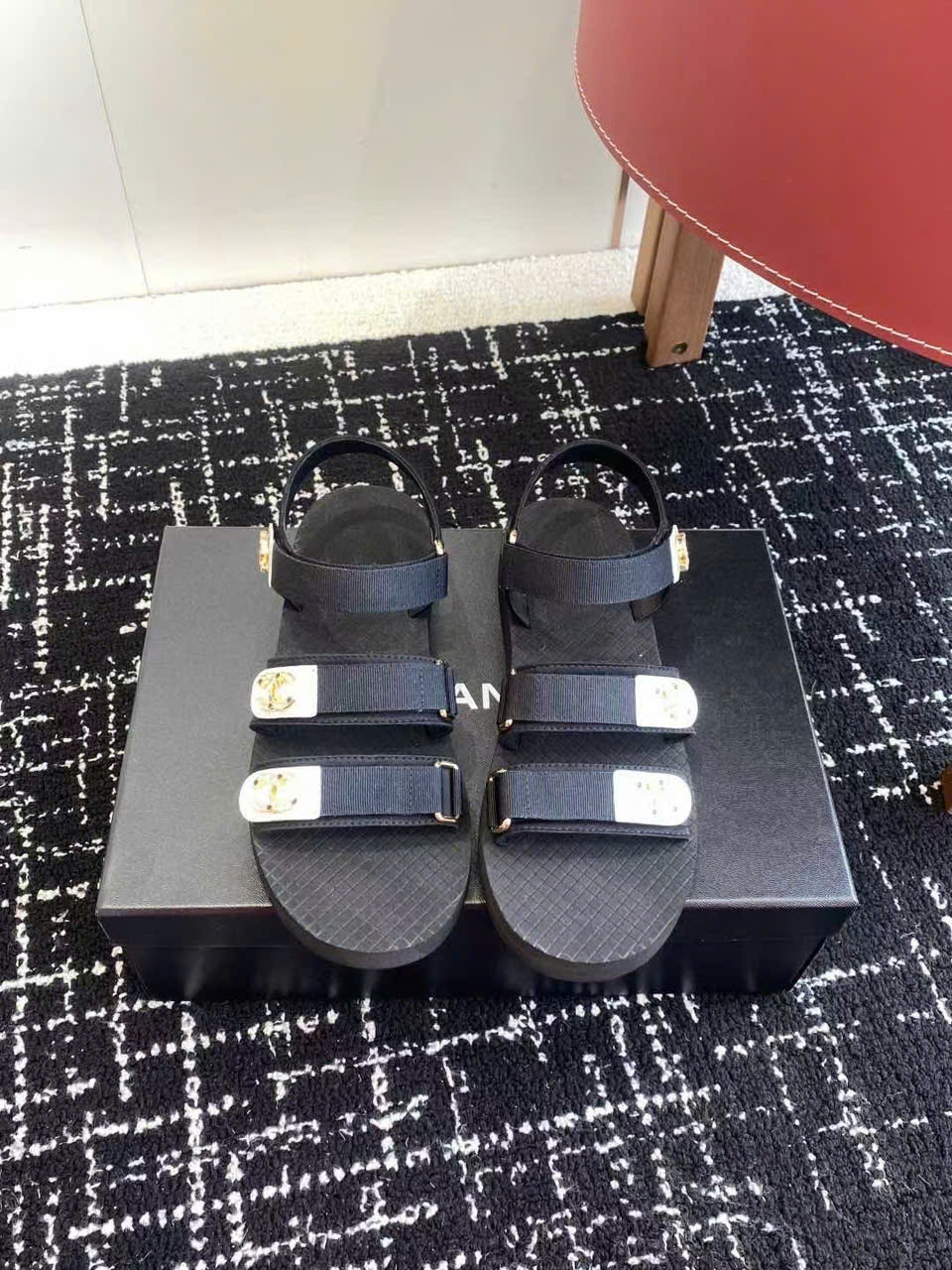 (1:1 replica) Chanel C Logo TPU Women s Sandals