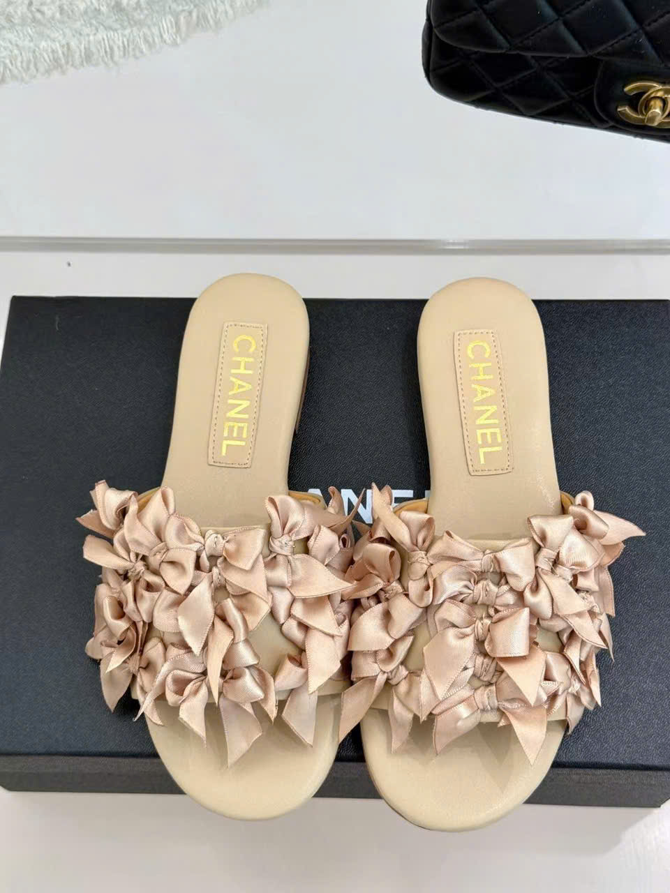 (1:1 replica) Chanel Women s Slides New Collections