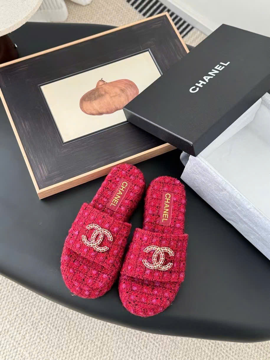 (1:1 replica) Chanel C Logo Women s Sandal