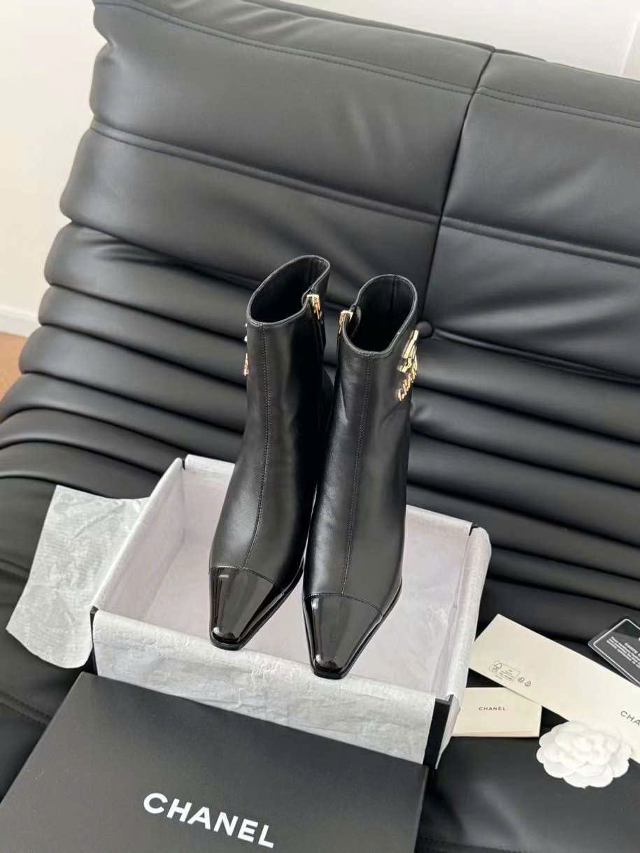 (1:1 replica) Chanel Leather Boots C Logo