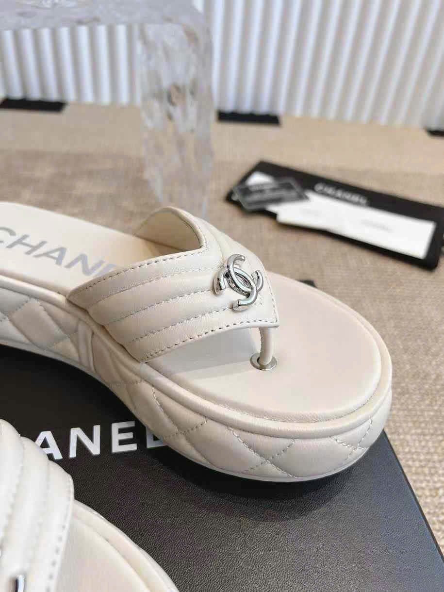 (1:1 replica) Chanel C Logo Women s Slippers