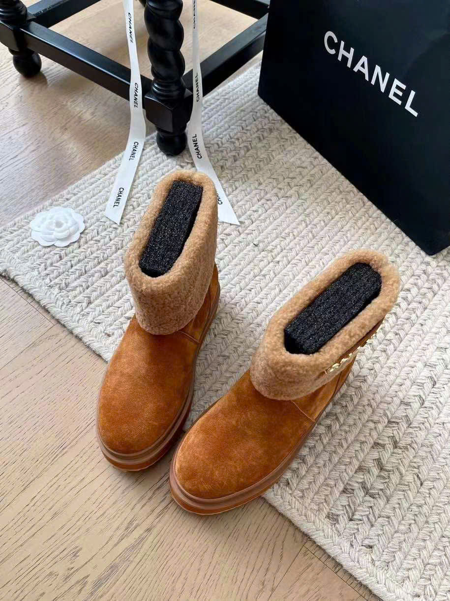 (1:1 replica) Chanel Cuffed Lamb Wool Snow Boots