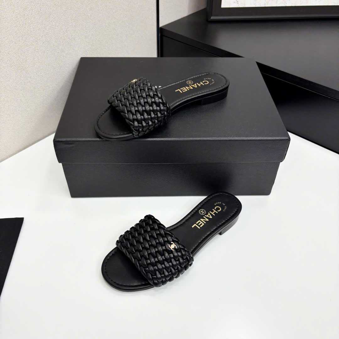 (1:1 replica) Chanel C Logo Women s Slide Sandals