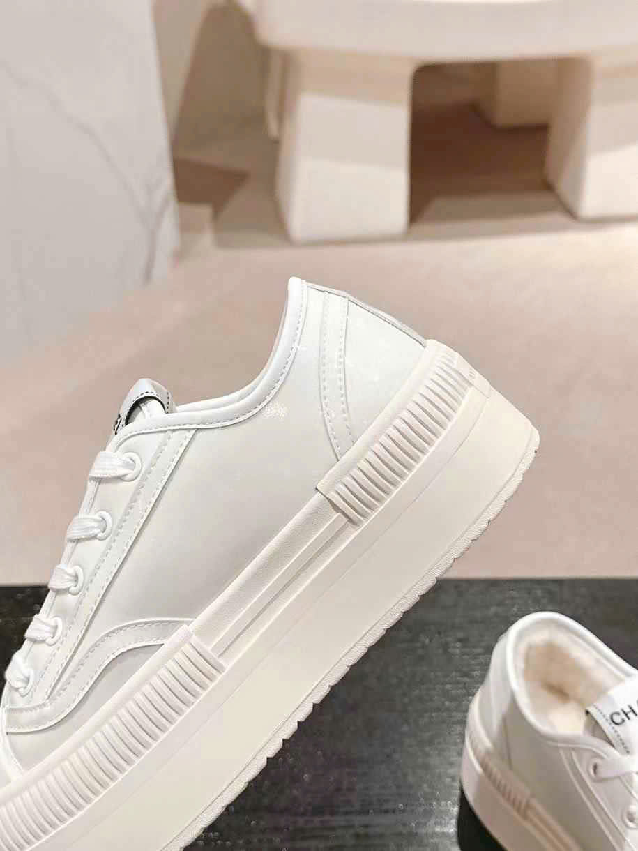 (1:1 replica) Chanel C Logo Sneakers Shoes