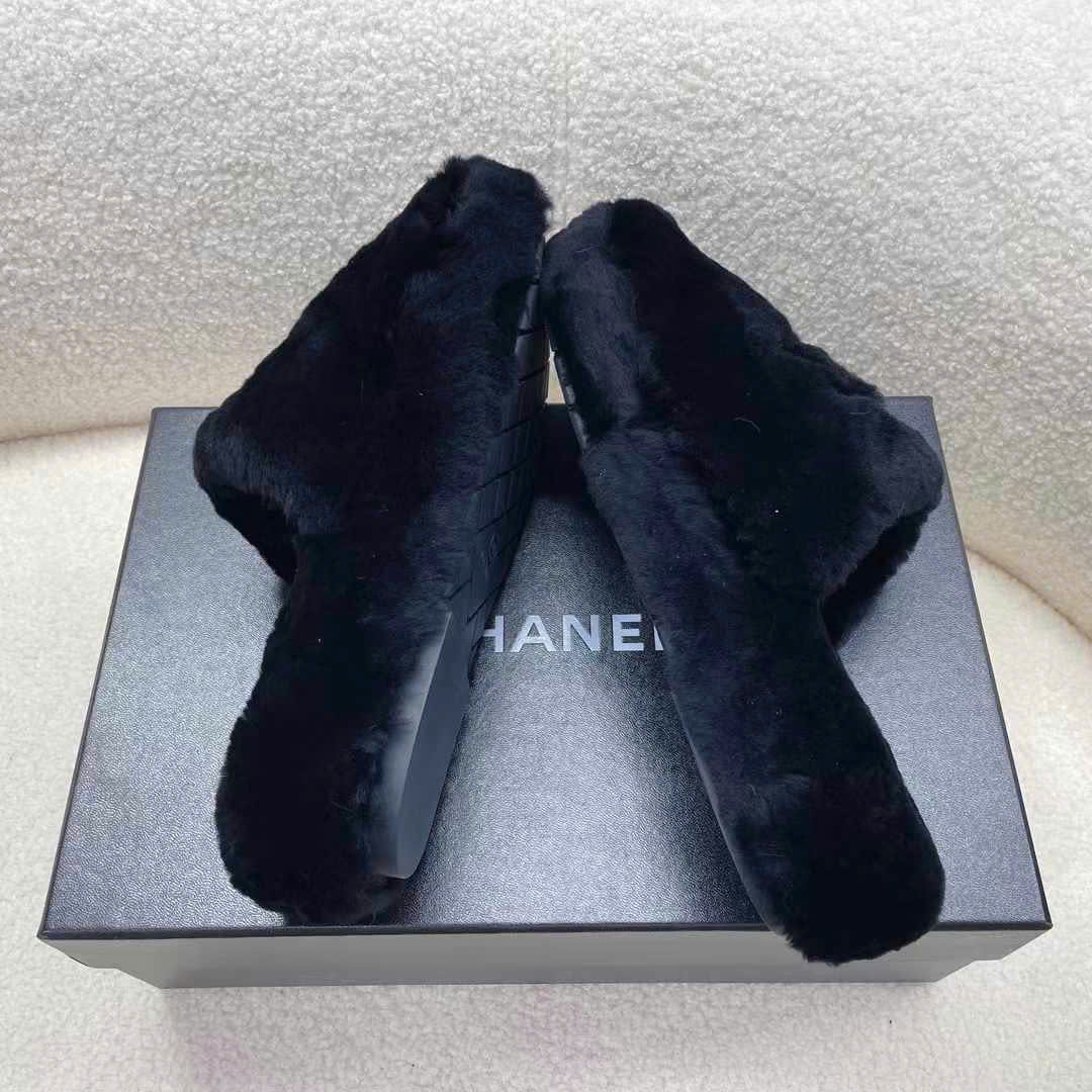 (1:1 replica) Chanel TPU Slippers