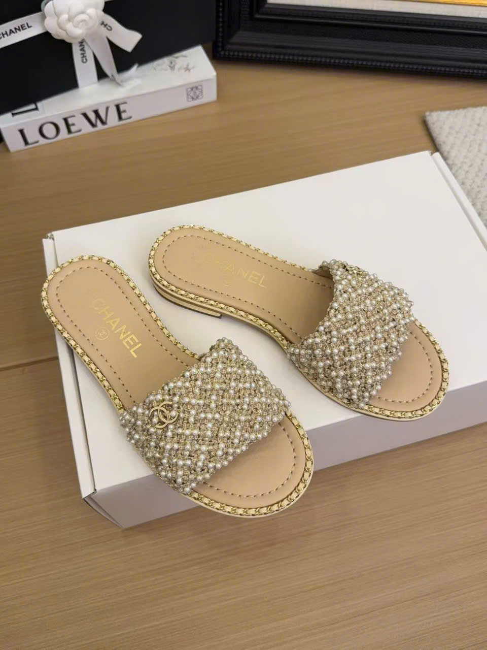 (1:1 replica) Chanel C Logo Women s Sandal New Arrivals