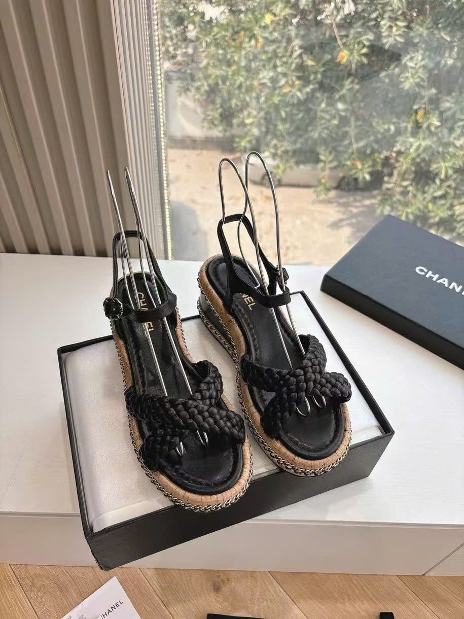(1:1 replica) Chanel Wedges Women s Sandals New Collections 2025