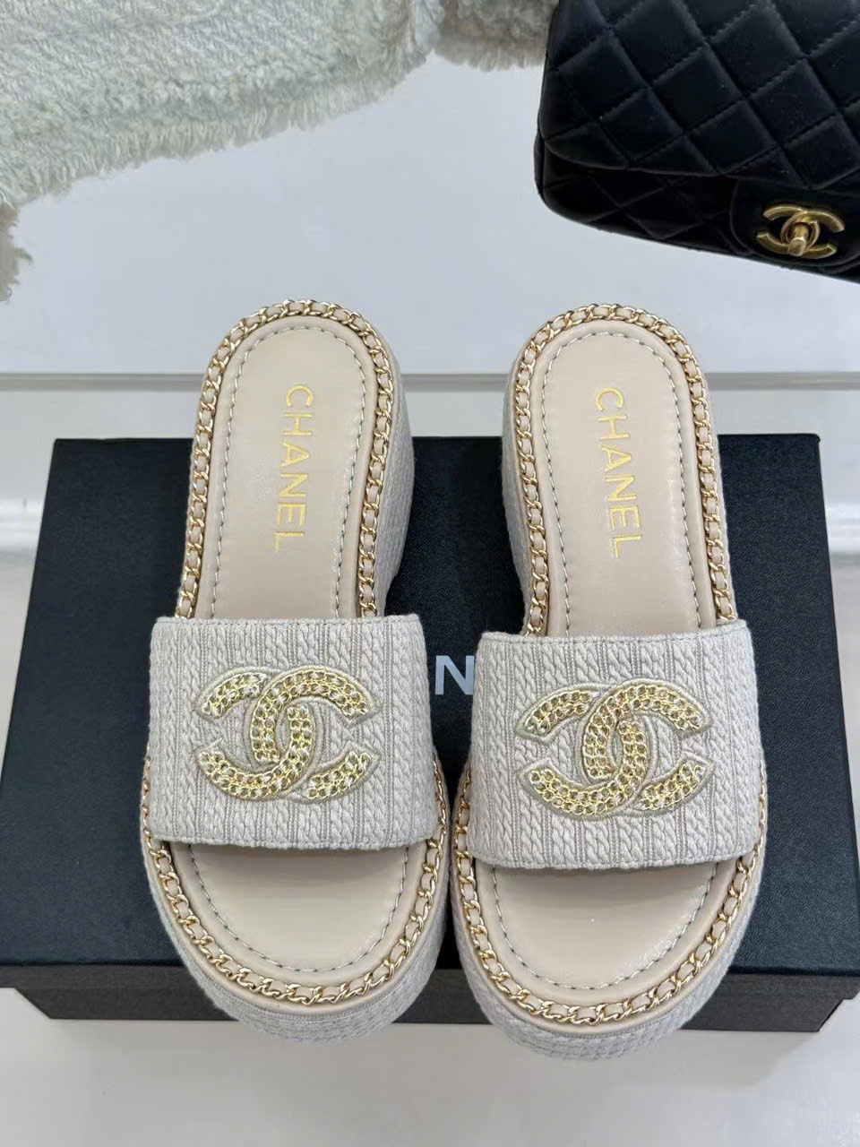 (1:1 replica) Chanel C Logo Women s Wedge Sandals New Arrival