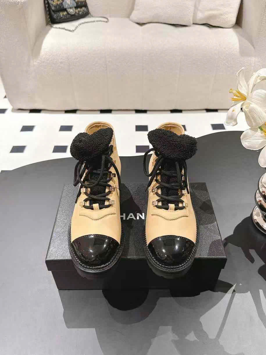 (1:1 replica) Chanel TPU Oxfords Shoes