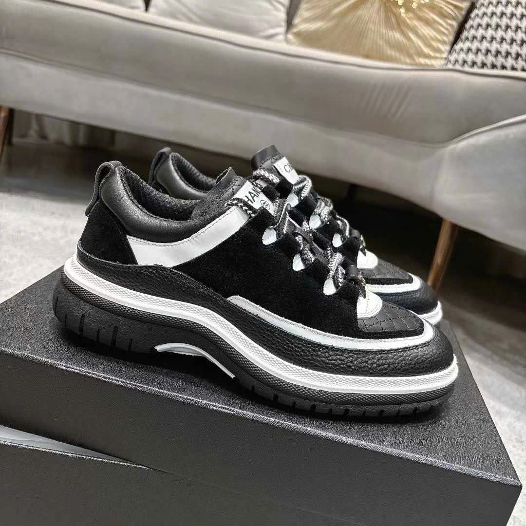 (1:1 replica) Chanel C Logo Sneakers Shoes