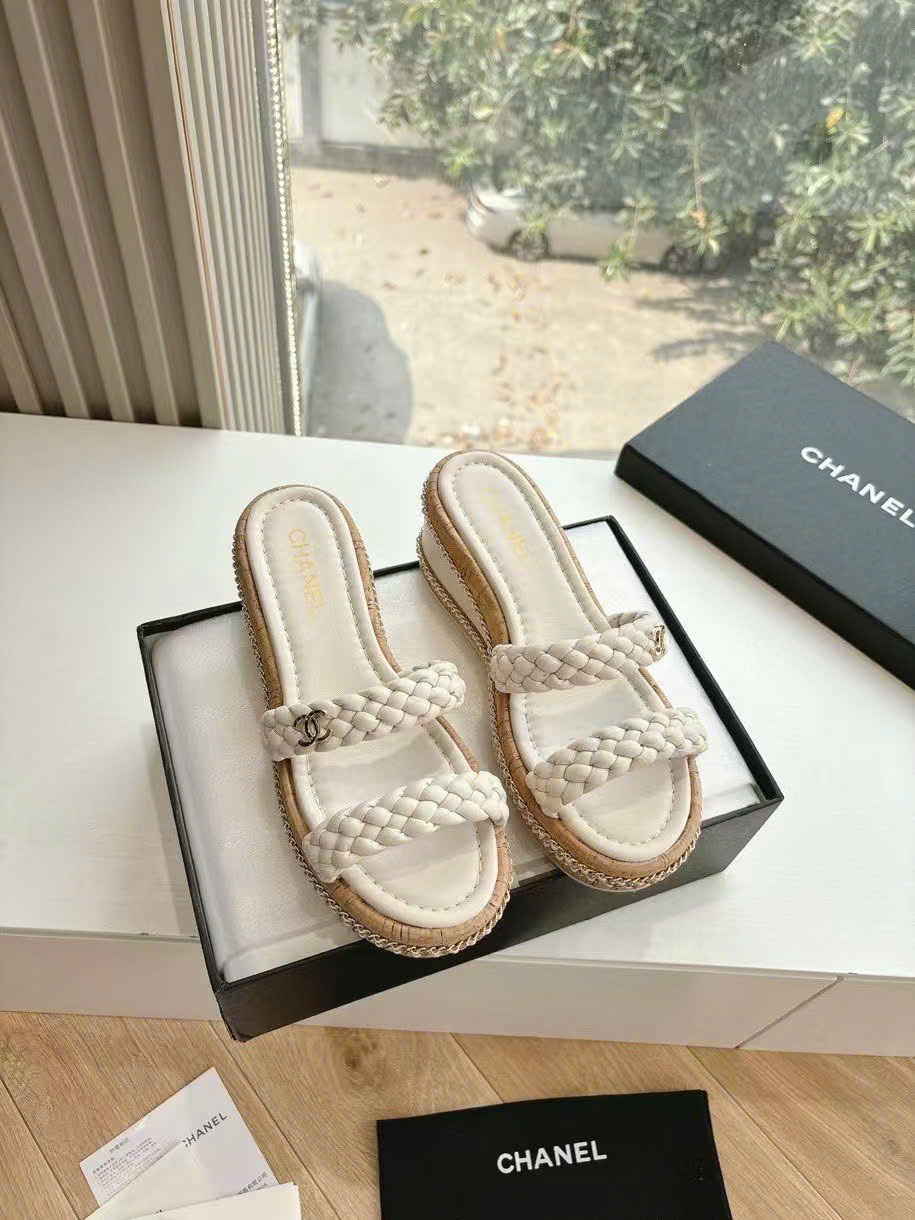 (1:1 replica) Chanel Wedges Women s Sandals New Collections 2025