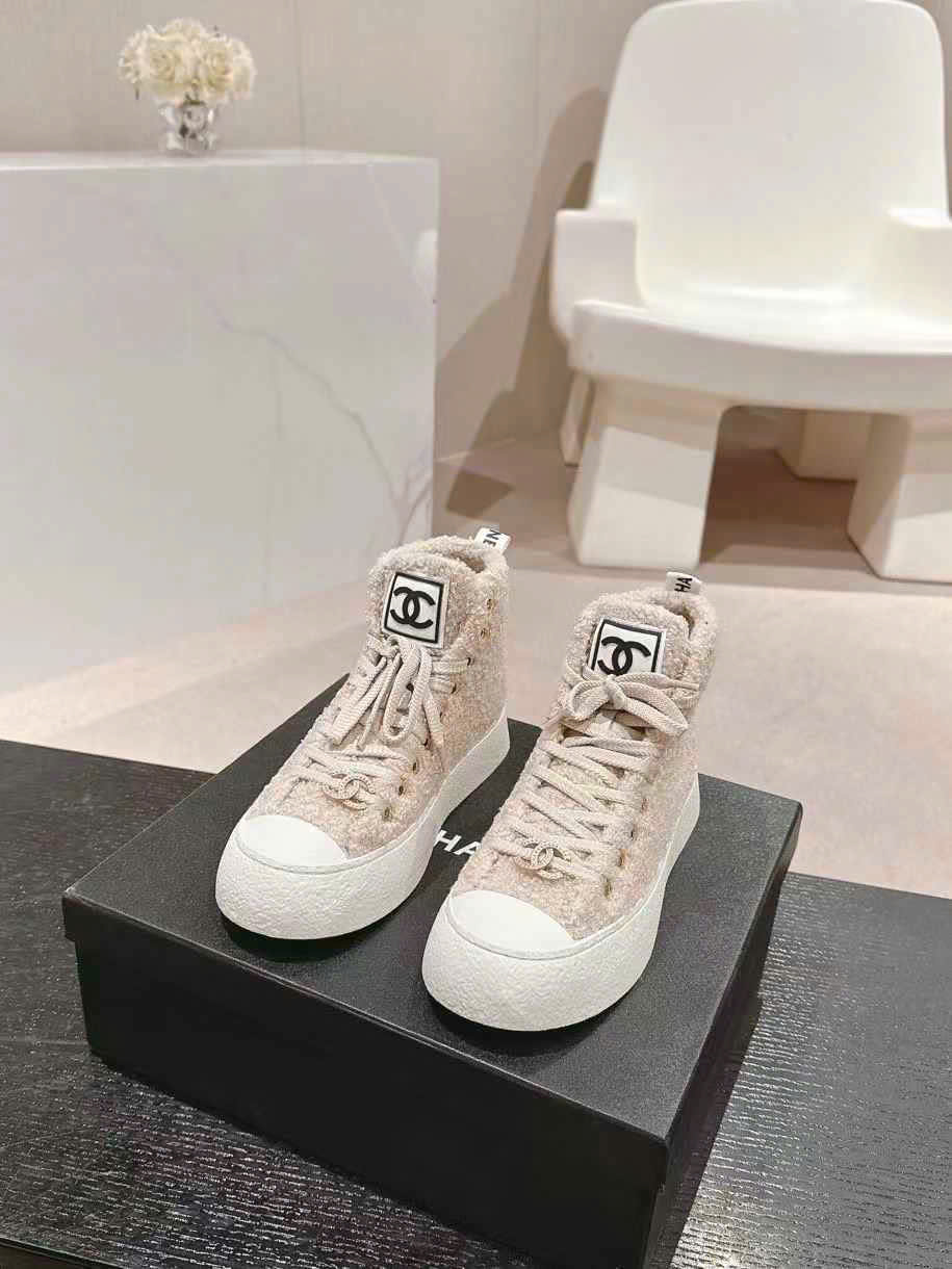 (1:1 replica) Chanel C Logo Sneakers Shoes