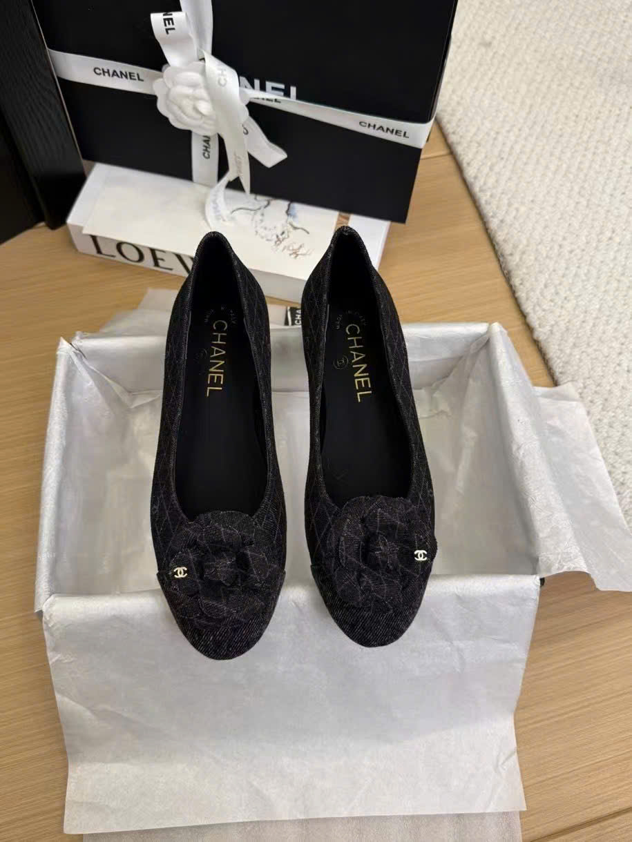 (1:1 replica) Chanel Vinatges Monogram Women s Shoes