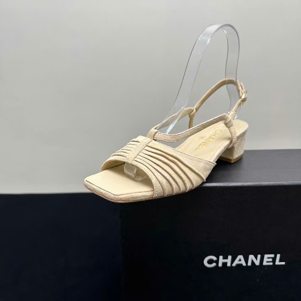 (1:1 replica) Chanel CLogo Women s Sandals New Arrivals