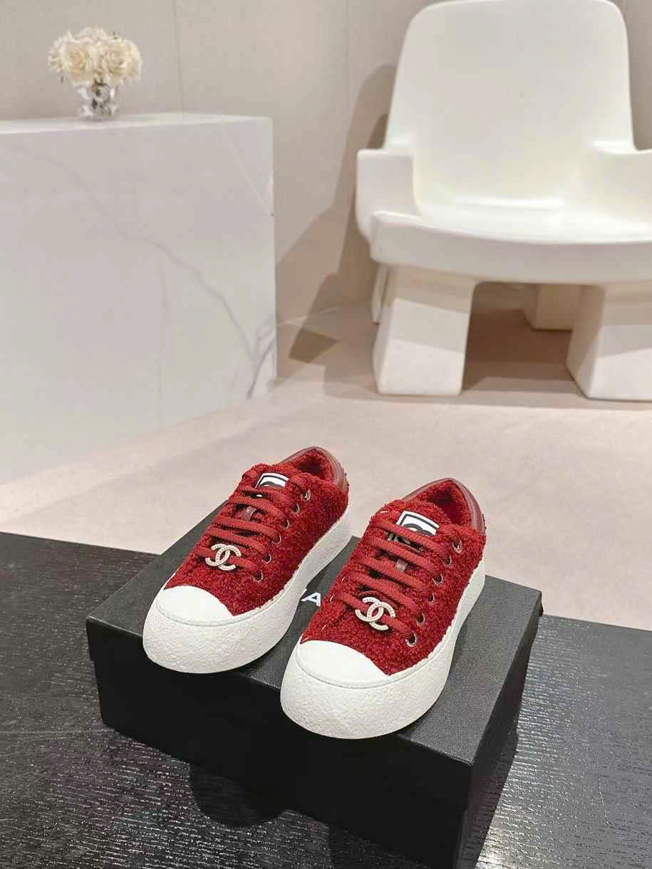 (1:1 replica) Chanel C Logo Sneakers Shoes