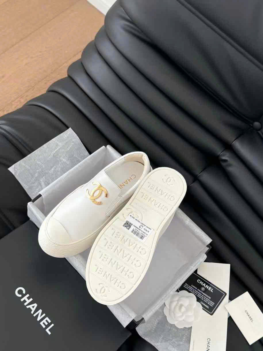 (1:1 replica) Chanel C Logo Slip On Women s Shoes