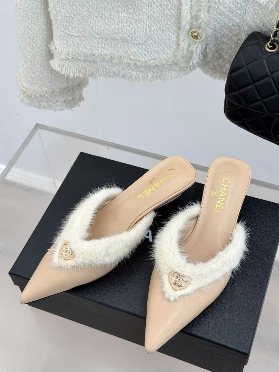 (1:1 replica) Chanel C Logo Open Back Shoes