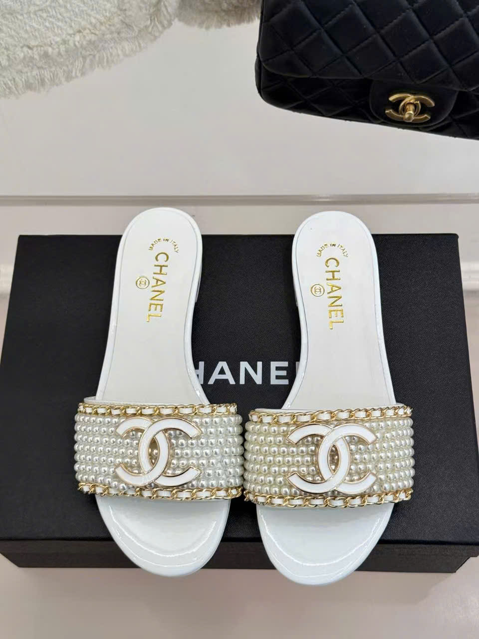 (1:1 replica) Chanel C Logo Women s Slides