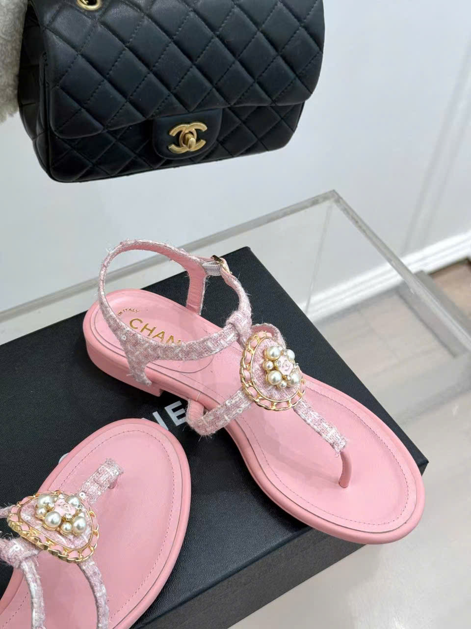 (1:1 replica) Chanel Fip Flops Women s Sandals