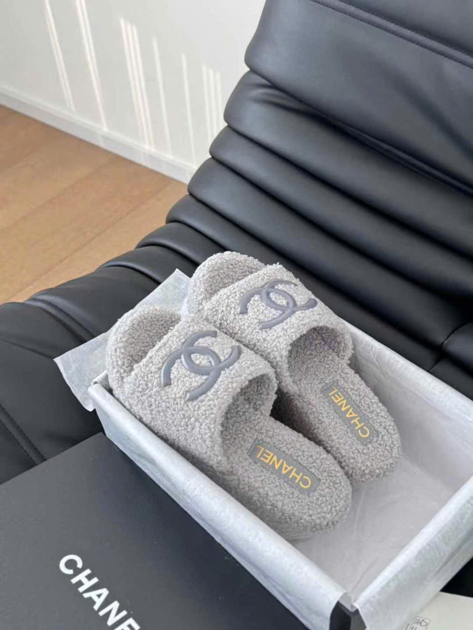 (1:1 replica) Chanel Wool Wedges Sandals