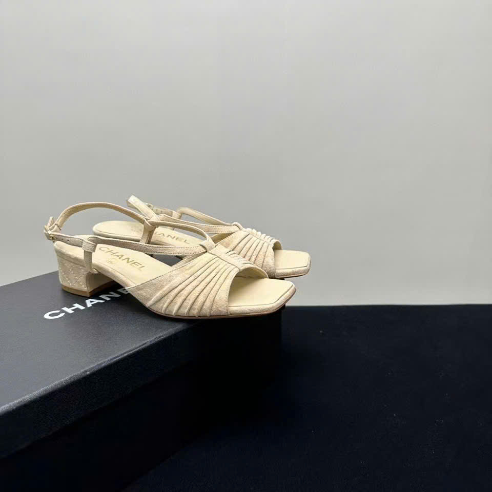 (1:1 replica) Chanel CLogo Women s Sandals New Arrivals