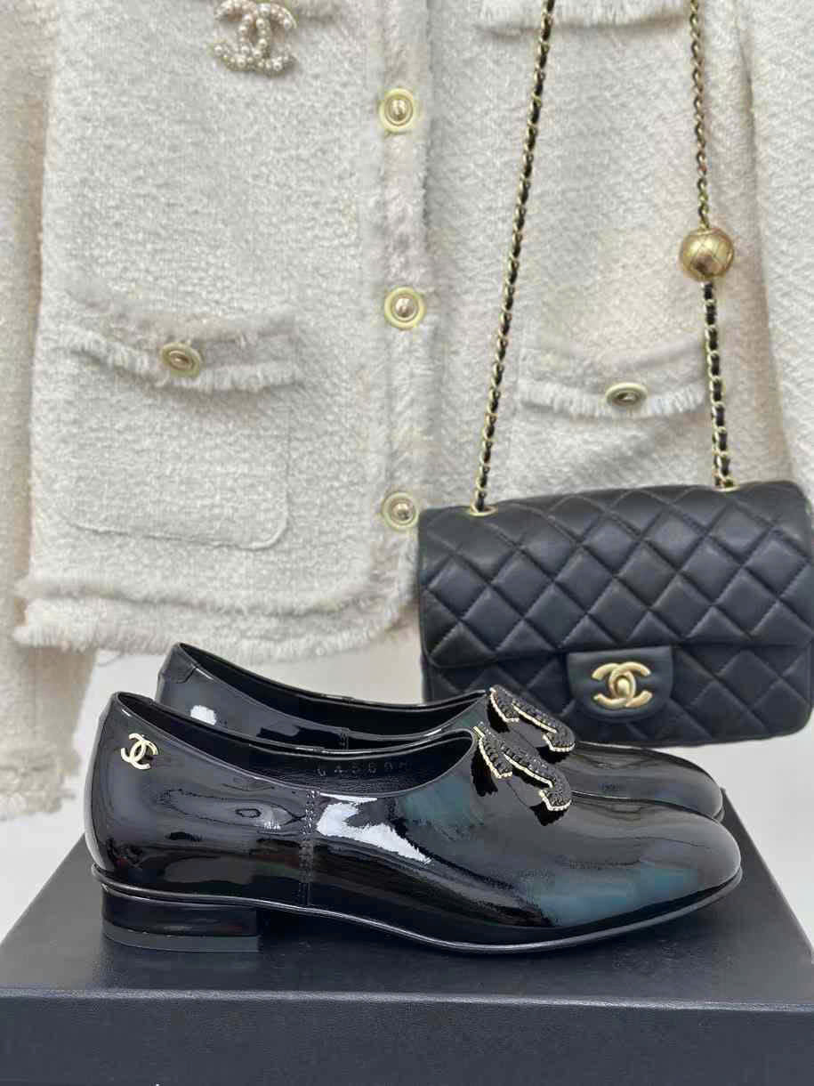 (1:1 replica) Chanel Leather Women s Shoes
