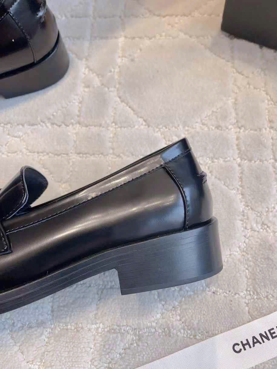 (1:1 replica) Chanel Leather Loafer Shoes