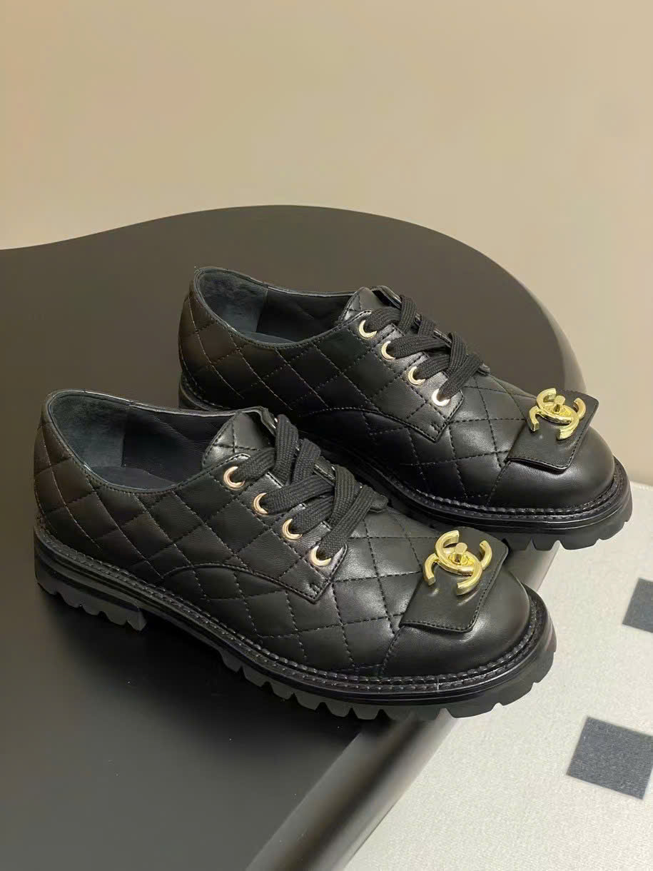 (1:1 replica) Chanel C Logo Oxfords Women s Shoes