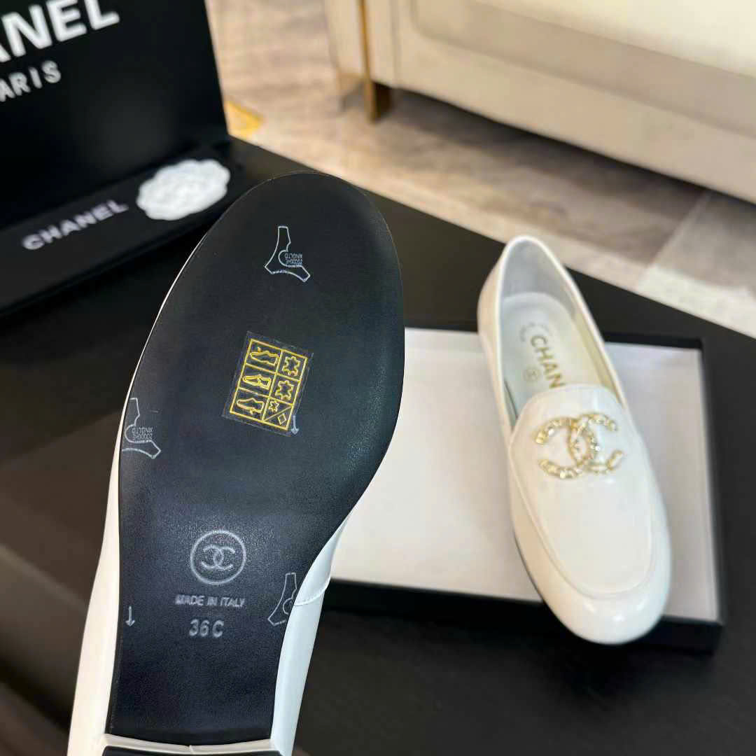 (1:1 replica) Chanel C Logo Loafers Shoes