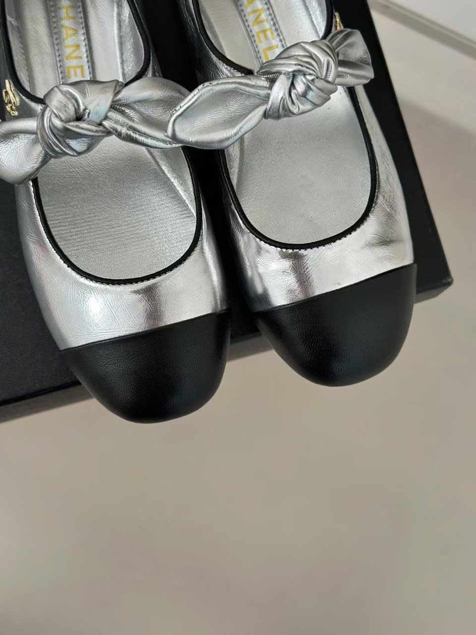 (1:1 replica) Chanel Ballets Leather Women s Shoes