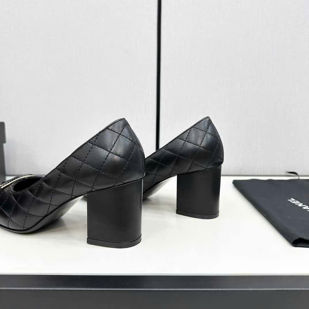 (1:1 replica) Chanel Leather Pumps Shoes