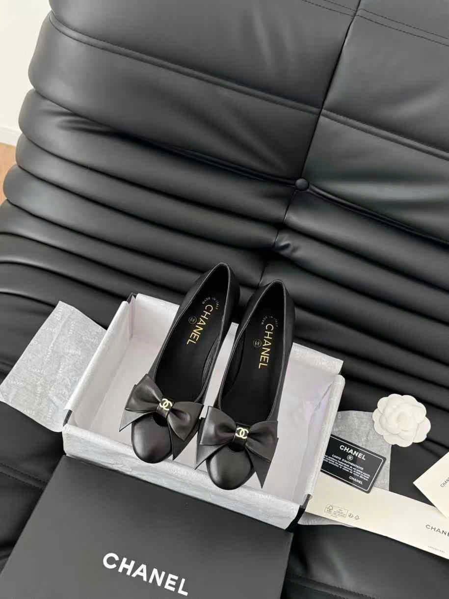 (1:1 replica) Chanel Women s Pump Shoes