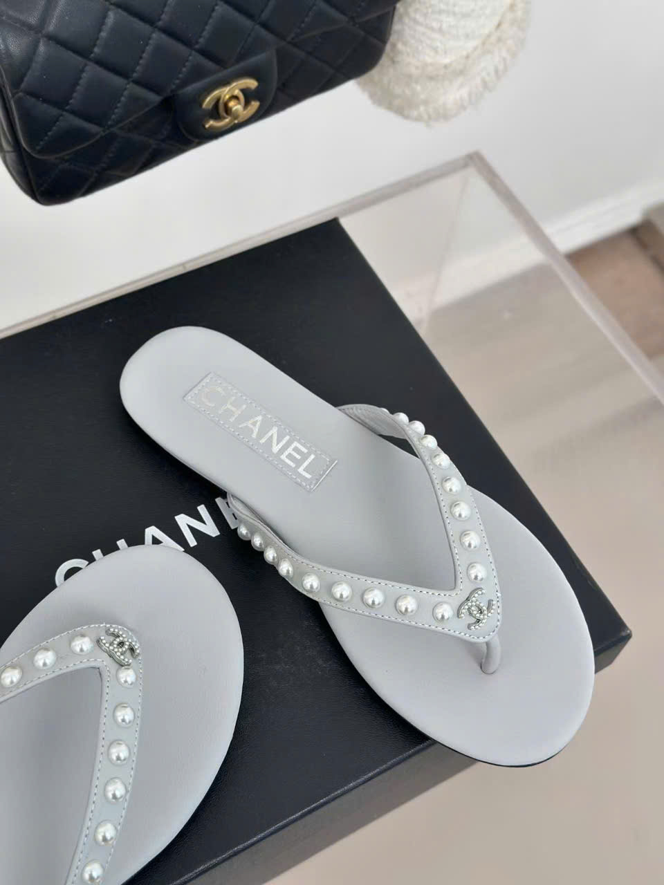 (1:1 replica) Chanel Women s Flip Flops Thongs