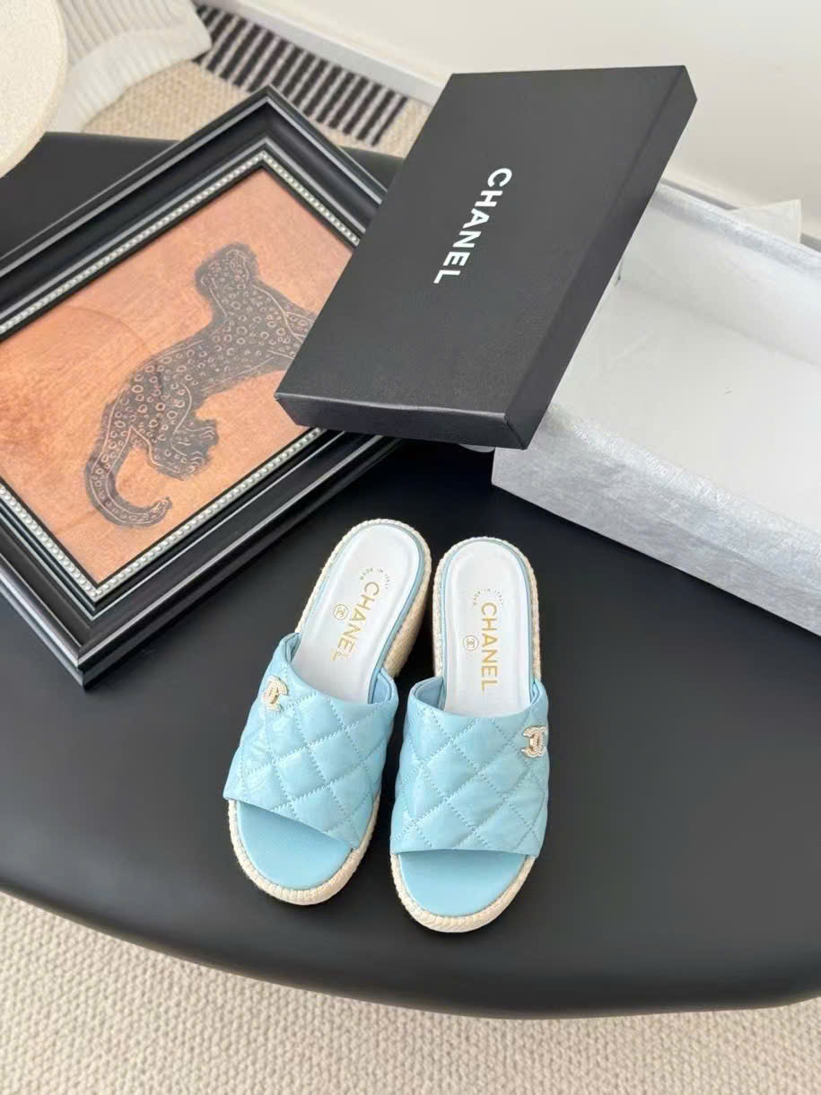 (1:1 replica) Chanel C Logo Wedges Sandals