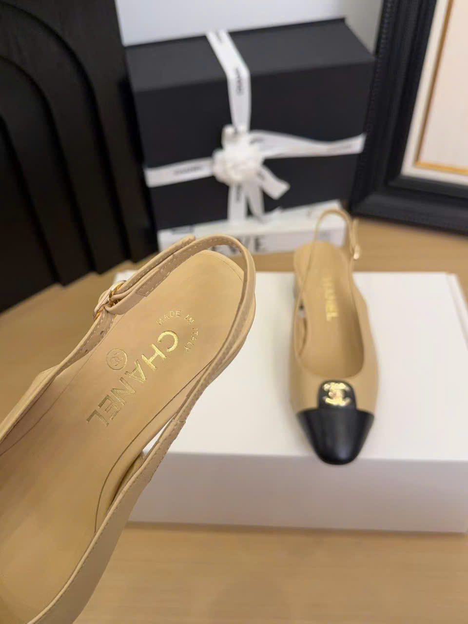 (1:1 replica) Chanel C Logo Slingback Shoes