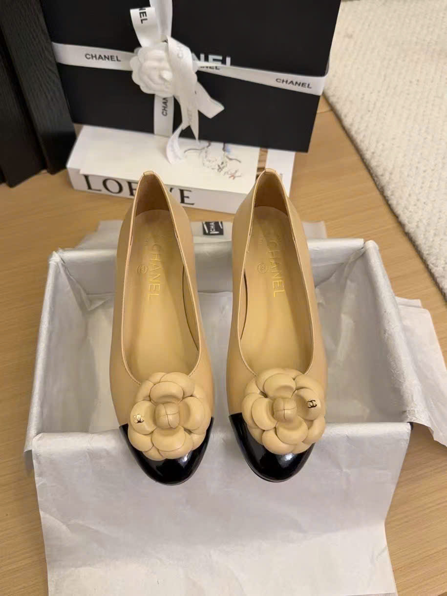 (1:1 replica) Chanel Vinatges Monogram Women s Shoes