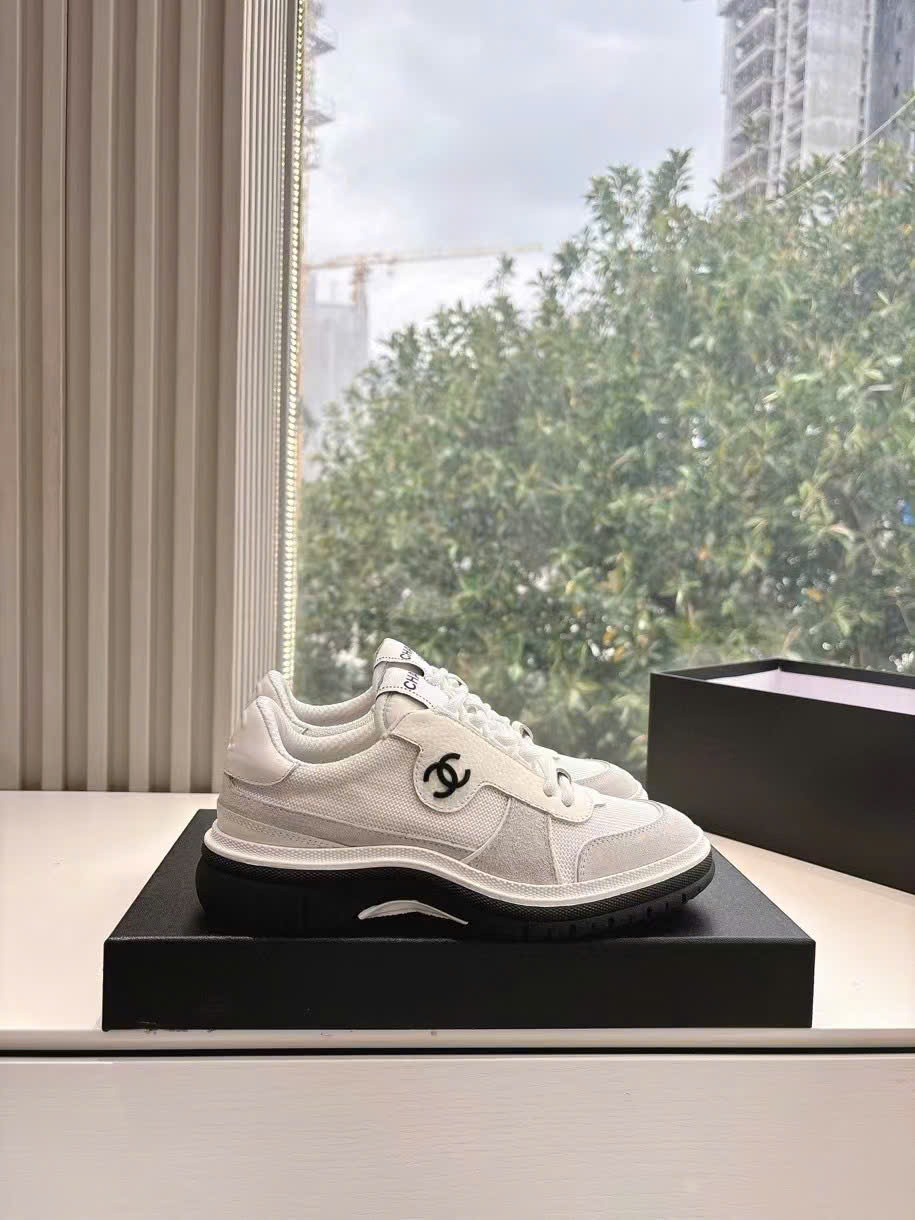 (1:1 replica) Chanel C Logo Women s Sneakers Shoes